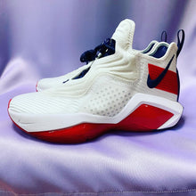 Load image into Gallery viewer, Nike LeBron Soldier XIV USA Basketball Sneakers Men’s Size 10 With Box Like New
